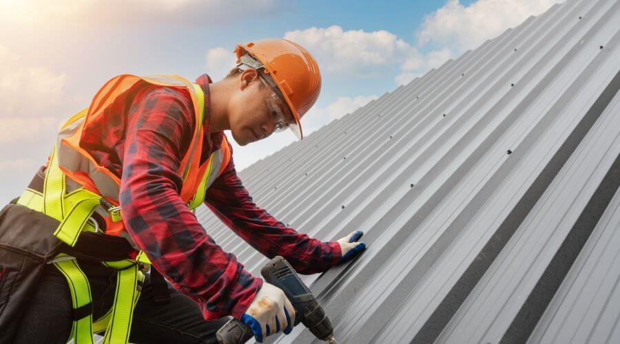 Owens Corning roofing contractor in Belmont, MI